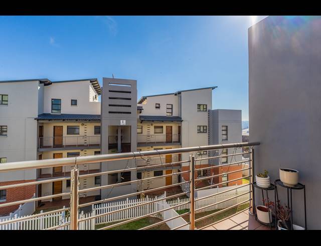 2 BEDROOM APARTMENT FOR SALE IN BARBEQUE DOWNS